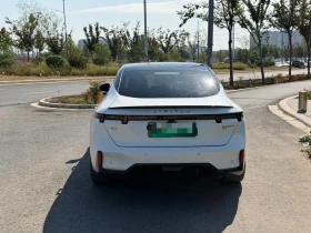 LynkCo 08 07 EM-P 2024 EM-P 126 Long Range Halo | Auto.bg — изображение 6 LynkCo 08 07 EM-P 2024 EM-P 126 Long Range Halo | Auto.bg — изображение 6