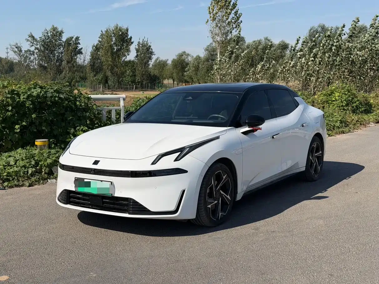LynkCo 08 07 EM-P 2024 EM-P 126 Long Range Halo | Auto.bg — изображение 1 LynkCo 08 07 EM-P 2024 EM-P 126 Long Range Halo | Auto.bg — изображение 1