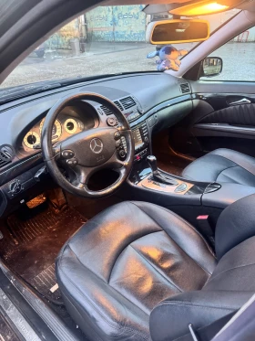 Mercedes-Benz E 320 CDI фейслифт в много добро състояние - 5200 € / 10170.32 лв. - 81727035 8 | Car24.bg Mercedes-Benz E 320 CDI фейслифт в много добро състояние - 5200 € / 10170.32 лв. - 81727035 8