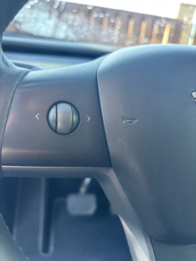 Tesla Model Y LFP батерия - 28800 € / 56327.90 лв. - 94079704 12 | Car24.bg Tesla Model Y LFP батерия - 28800 € / 56327.90 лв. - 94079704 12