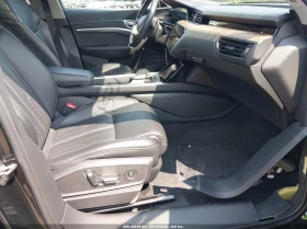 Audi E-Tron PRESTIGE* ОБДУХ* ДИСТРОНИК* ВЪЗДУХ* MATRIX* MАСАЖ* - 13500 € - 27739047 5 | Car24.bg Audi E-Tron PRESTIGE* ОБДУХ* ДИСТРОНИК* ВЪЗДУХ* MATRIX* MАСАЖ* - 13500 € - 27739047 5