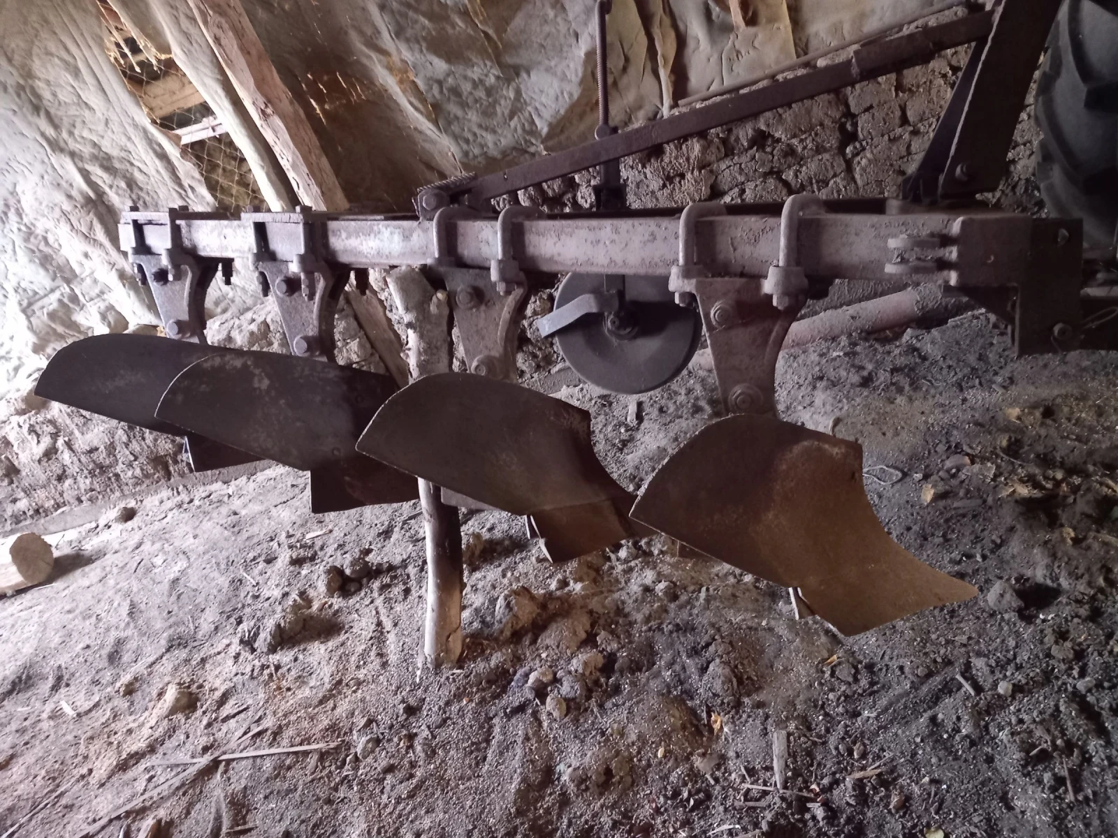 Трактор ЮМЗ  - изображение 2 | Auto.bg Трактор ЮМЗ  - изображение 2