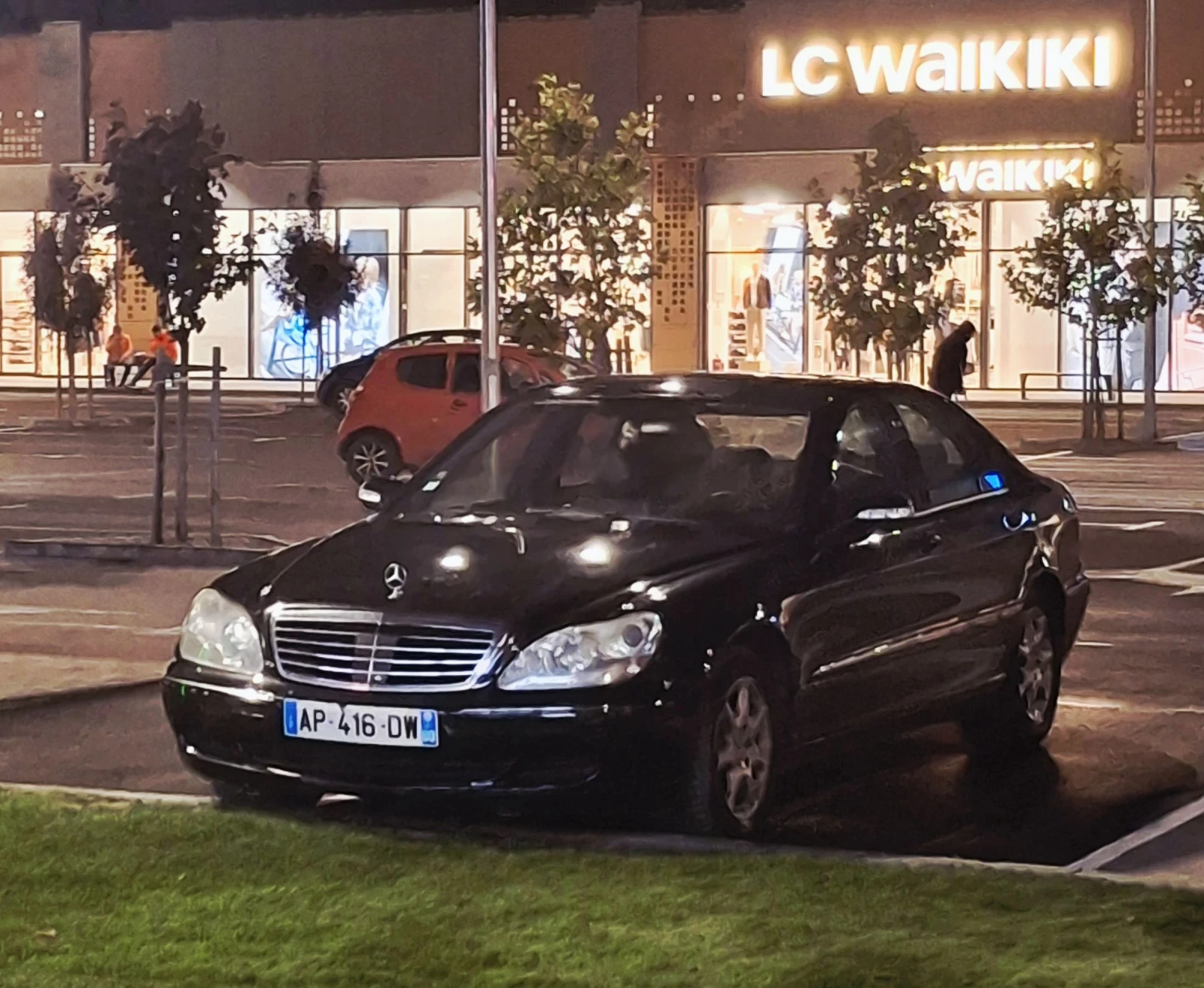 Mercedes-Benz S 400  - изображение 3 | Auto.bg Mercedes-Benz S 400  - изображение 3