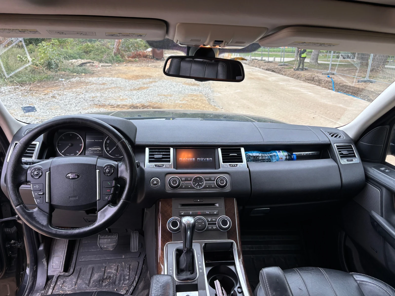 Land Rover Range Rover Sport 3.0 HSE FACELIFT - изображение 7 | Auto.bg Land Rover Range Rover Sport 3.0 HSE FACELIFT - изображение 7