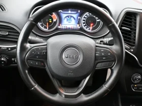 Jeep Cherokee TRAILHAWK/REMOTE START/CARPLAY/NAVI/KEYLESS/V6 - 34500 лв. / 17639.57 € - 43975549 11 | Car24.bg Jeep Cherokee TRAILHAWK/REMOTE START/CARPLAY/NAVI/KEYLESS/V6 - 34500 лв. / 17639.57 € - 43975549 11