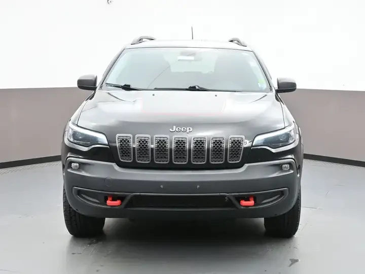 Jeep Cherokee TRAILHAWK/REMOTE START/CARPLAY/NAVI/KEYLESS/V6 - изображение 3 | Auto.bg Jeep Cherokee TRAILHAWK/REMOTE START/CARPLAY/NAVI/KEYLESS/V6 - изображение 3