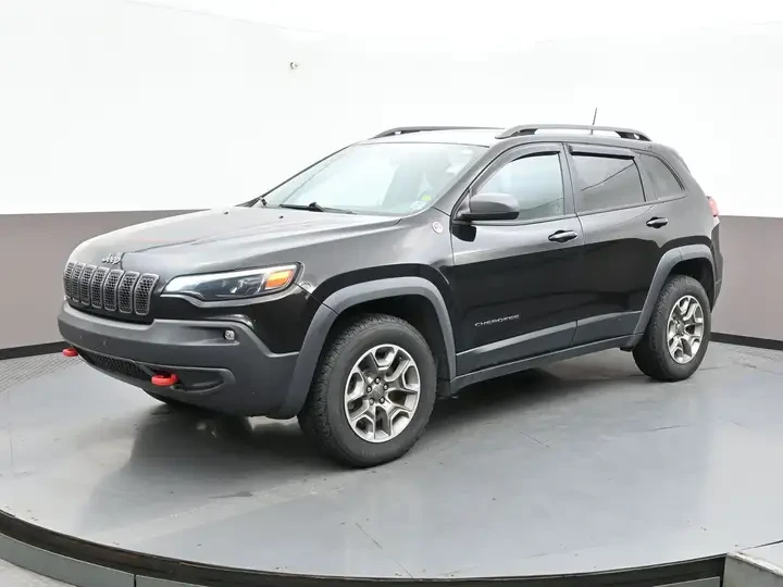 Jeep Cherokee TRAILHAWK/REMOTE START/CARPLAY/NAVI/KEYLESS/V6 - изображение 4 | Auto.bg Jeep Cherokee TRAILHAWK/REMOTE START/CARPLAY/NAVI/KEYLESS/V6 - изображение 4
