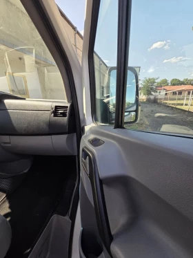 VW Crafter undefined | Auto.bg — изображение 8 VW Crafter undefined | Auto.bg — изображение 8