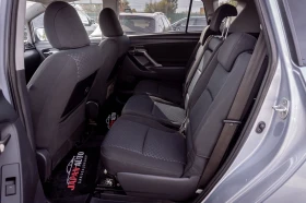 Toyota Verso 1.8 бензин! ТОП! С ГАРАНЦИЯ | Auto.bg — изображение 10 Toyota Verso 1.8 бензин! ТОП! С ГАРАНЦИЯ | Auto.bg — изображение 10