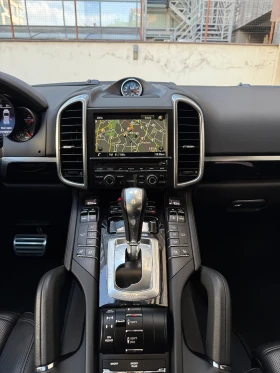 Porsche Cayenne S Bi-Turbo | Facelift | Panorama | Chrono - 26999 € / 52805.45 лв. - 39252140 12 | Car24.bg Porsche Cayenne S Bi-Turbo | Facelift | Panorama | Chrono - 26999 € / 52805.45 лв. - 39252140 12