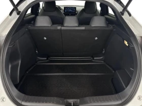 Toyota C-HR GR Sport 2.0 Leather LED Navi Camera | Auto.bg — изображение 15 Toyota C-HR GR Sport 2.0 Leather LED Navi Camera | Auto.bg — изображение 15