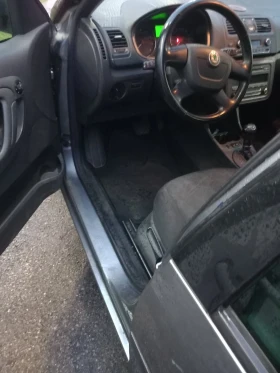 Skoda Roomster 1.2 TFSI Automat Swiss - 8499 лв. / 4345.47 € - 64890878 10 | Car24.bg Skoda Roomster 1.2 TFSI Automat Swiss - 8499 лв. / 4345.47 € - 64890878 10