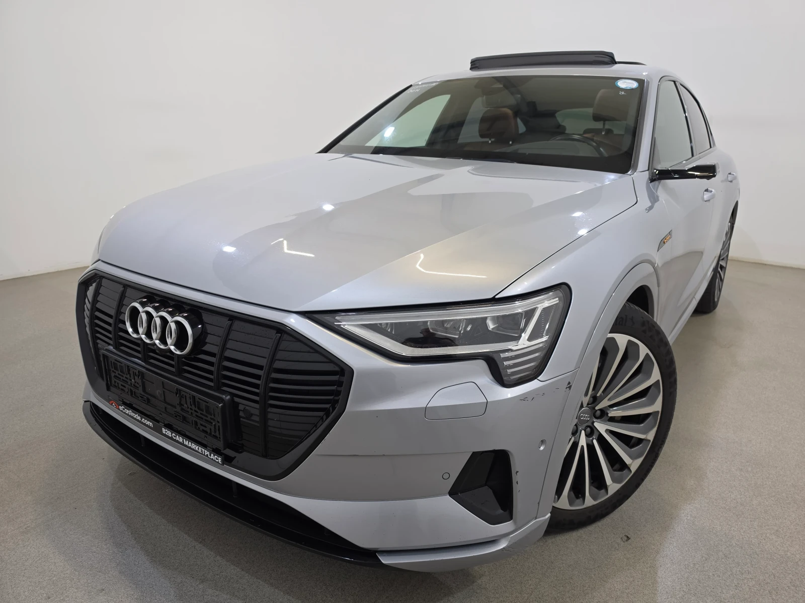 Audi E-Tron 55 Sportback Pano LED-Matrix Virtual Head-up | Auto.bg — изображение 1 Audi E-Tron 55 Sportback Pano LED-Matrix Virtual Head-up | Auto.bg — изображение 1