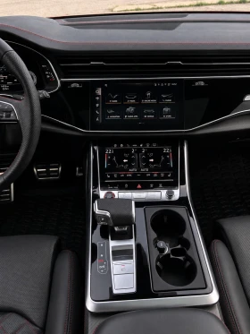 Audi SQ8 4.0 TFSI| HUD| MATRIX| MASSAGE| 2 КЛЮЧА| | Auto.bg — изображение 12 Audi SQ8 4.0 TFSI| HUD| MATRIX| MASSAGE| 2 КЛЮЧА| | Auto.bg — изображение 12