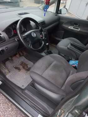 VW Sharan 1.9 - 2600 € / 5085.16 лв. - 30890871 2 | Car24.bg VW Sharan 1.9 - 2600 € / 5085.16 лв. - 30890871 2