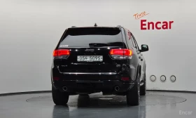 Jeep Grand cherokee 3.6 OVERLAND / ОБДУХ / DISTRONIC / PANO / FULL - 16700 € - 54766193 4 | Car24.bg Jeep Grand cherokee 3.6 OVERLAND / ОБДУХ / DISTRONIC / PANO / FULL - 16700 € - 54766193 4