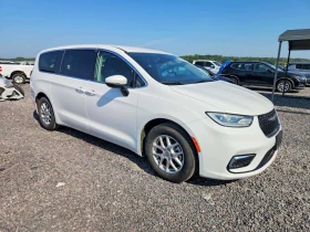 Chrysler Pacifica Touring L * CARFAX * ОПЦИЯ ЗА ФИНАНСИРАНЕ | Auto.bg — изображение 4 Chrysler Pacifica Touring L * CARFAX * ОПЦИЯ ЗА ФИНАНСИРАНЕ | Auto.bg — изображение 4