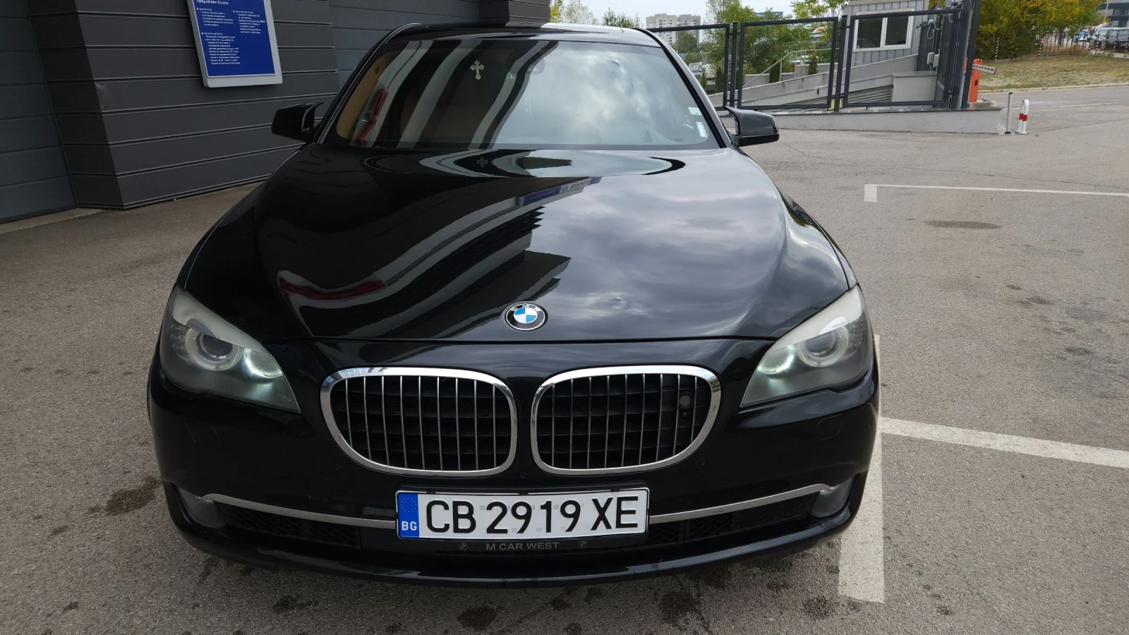 BMW 740 INDIVIDUAL 3XTV - изображение 4 | Auto.bg BMW 740 INDIVIDUAL 3XTV - изображение 4