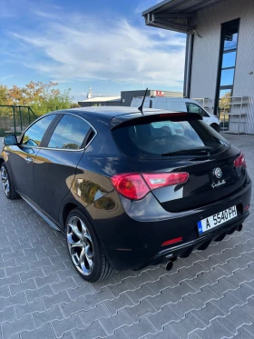 Alfa Romeo Giulietta 2.0 JTDM 140 к.с. - 4100 € - 97760553 13 | Car24.bg Alfa Romeo Giulietta 2.0 JTDM 140 к.с. - 4100 € - 97760553 13