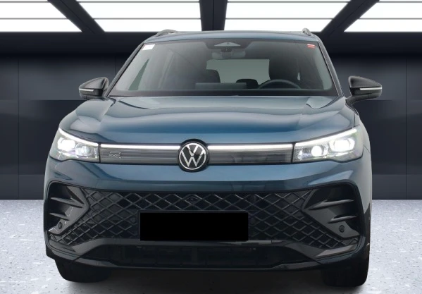 VW Tiguan 1.5 TFSIe = R-Line = Гаранция - 91000 лв. / 46527.56 € - 18069426 1 | Car24.bg VW Tiguan 1.5 TFSIe = R-Line = Гаранция - 91000 лв. / 46527.56 € - 18069426 1