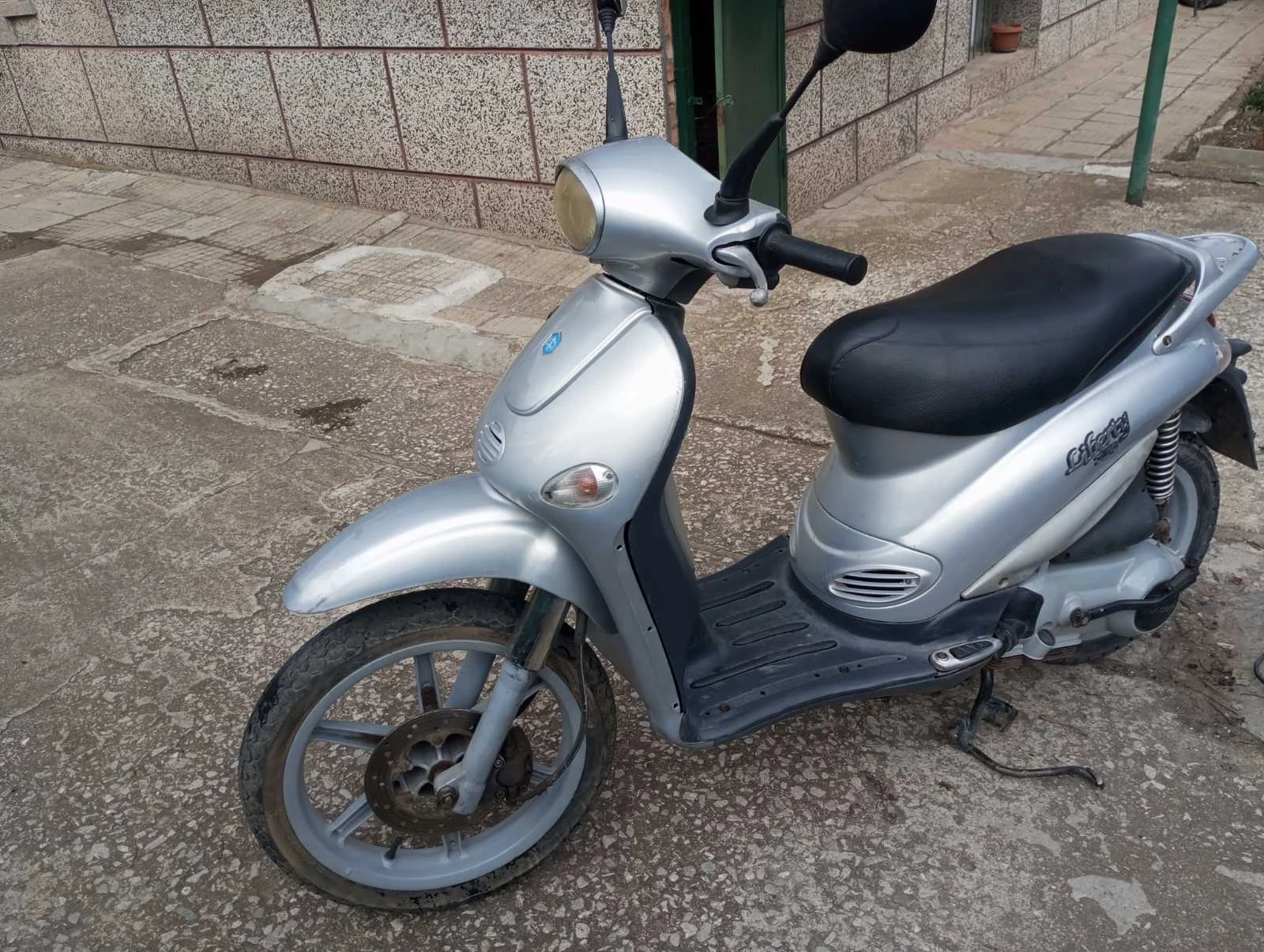 Piaggio Liberty undefined | Auto.bg — изображение 1 Piaggio Liberty undefined | Auto.bg — изображение 1