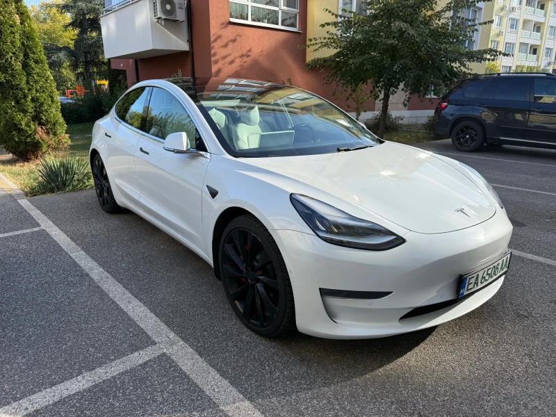 Tesla Model 3 Performance - 25500 € - 18530485 1 | Car24.bg Tesla Model 3 Performance - 25500 € - 18530485 1