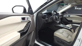 Ford Explorer 3.0 Platinum 4WD* КОЖА* ОБДУХВ* НАВИ* ПАНО | Auto.bg — изображение 9 Ford Explorer 3.0 Platinum 4WD* КОЖА* ОБДУХВ* НАВИ* ПАНО | Auto.bg — изображение 9