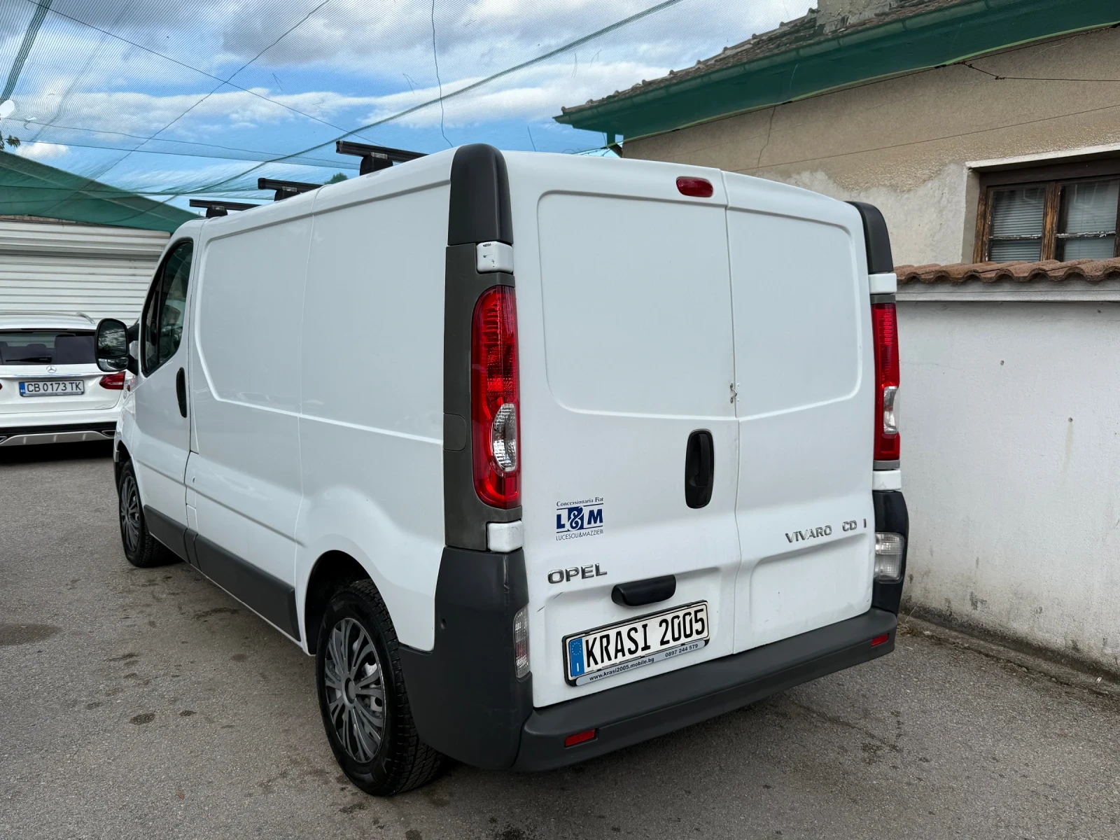 Opel Vivaro 2.0CDTI  - изображение 4 | Auto.bg Opel Vivaro 2.0CDTI  - изображение 4
