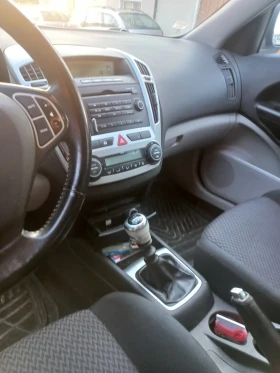 Kia Ceed - 2045 € / 3999.67 лв. - 54173040 8 | Car24.bg Kia Ceed - 2045 € / 3999.67 лв. - 54173040 8