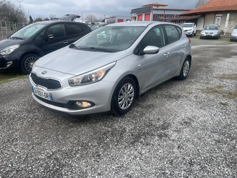 Kia Ceed 1.6 CRDI.110K - 5100 € / 9974.73 лв. - 43118046 1 | Car24.bg Kia Ceed 1.6 CRDI.110K - 5100 € / 9974.73 лв. - 43118046 1