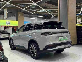 BYD Seal 05 DM-i 2025 DM-i 115KM Honor - 21700 € - 87724925 4 | Car24.bg BYD Seal 05 DM-i 2025 DM-i 115KM Honor - 21700 € - 87724925 4