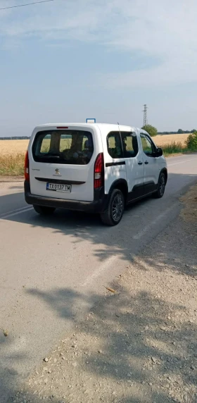 Peugeot Rifter undefined | Auto.bg — изображение 8 Peugeot Rifter undefined | Auto.bg — изображение 8