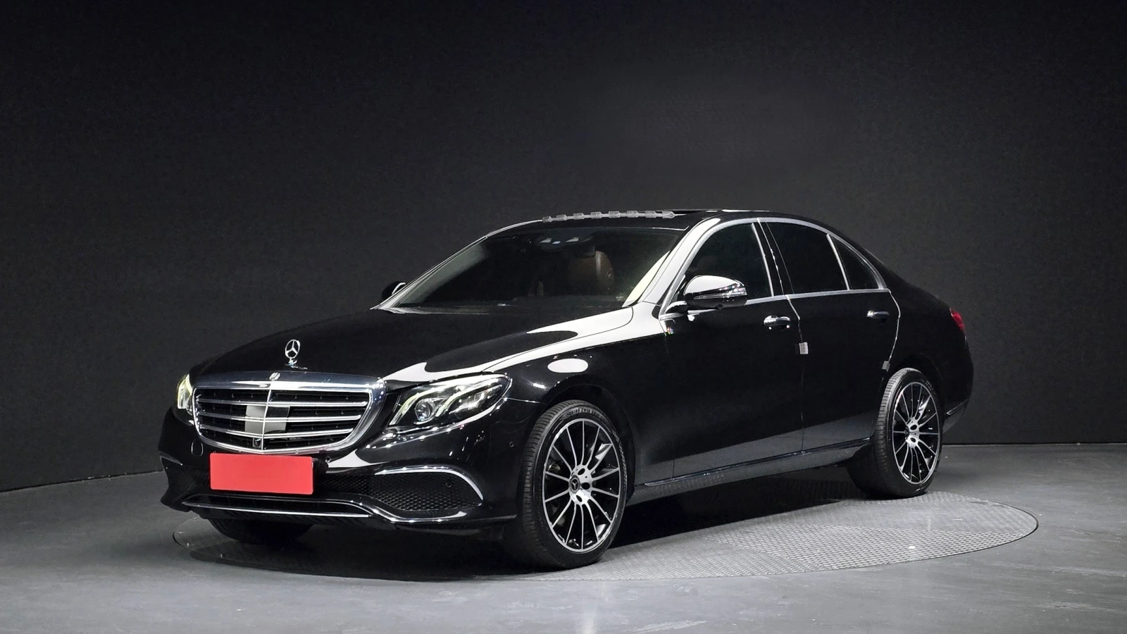 Mercedes-Benz E 300 4Matic Exclusive | Auto.bg — изображение 1 Mercedes-Benz E 300 4Matic Exclusive | Auto.bg — изображение 1