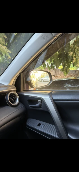 Toyota Rav4 D4D - 10200 € / 19949.47 лв. - 80891596 8 | Car24.bg Toyota Rav4 D4D - 10200 € / 19949.47 лв. - 80891596 8