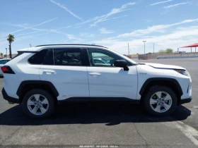 Toyota Rav4 HYBRID* LE* AWD* ПОДГРЕВ* NAVI* LED* | Auto.bg — изображение 12 Toyota Rav4 HYBRID* LE* AWD* ПОДГРЕВ* NAVI* LED* | Auto.bg — изображение 12