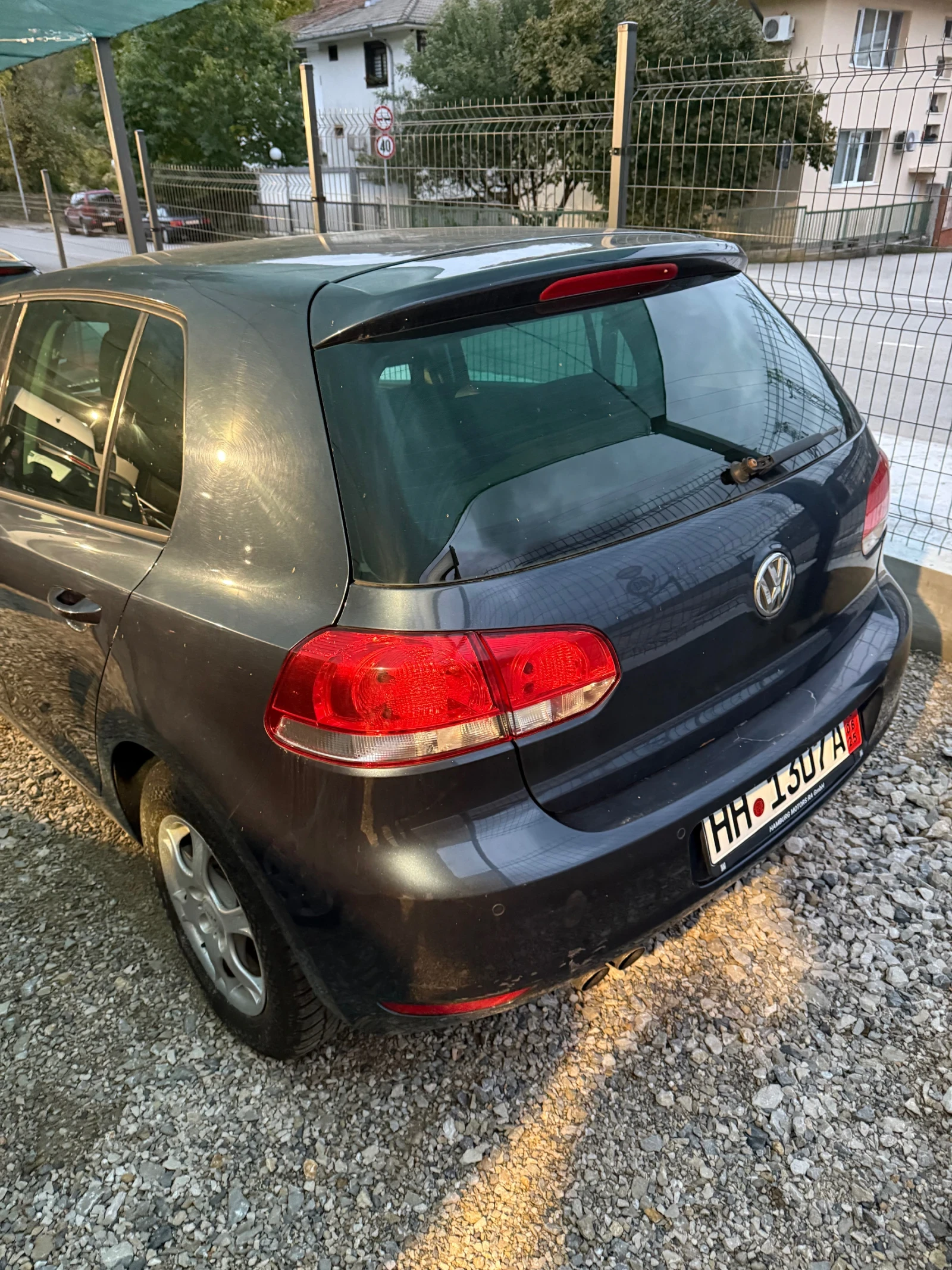 VW Golf Golf 6 2.0 TDI  - изображение 7 | Auto.bg VW Golf Golf 6 2.0 TDI  - изображение 7