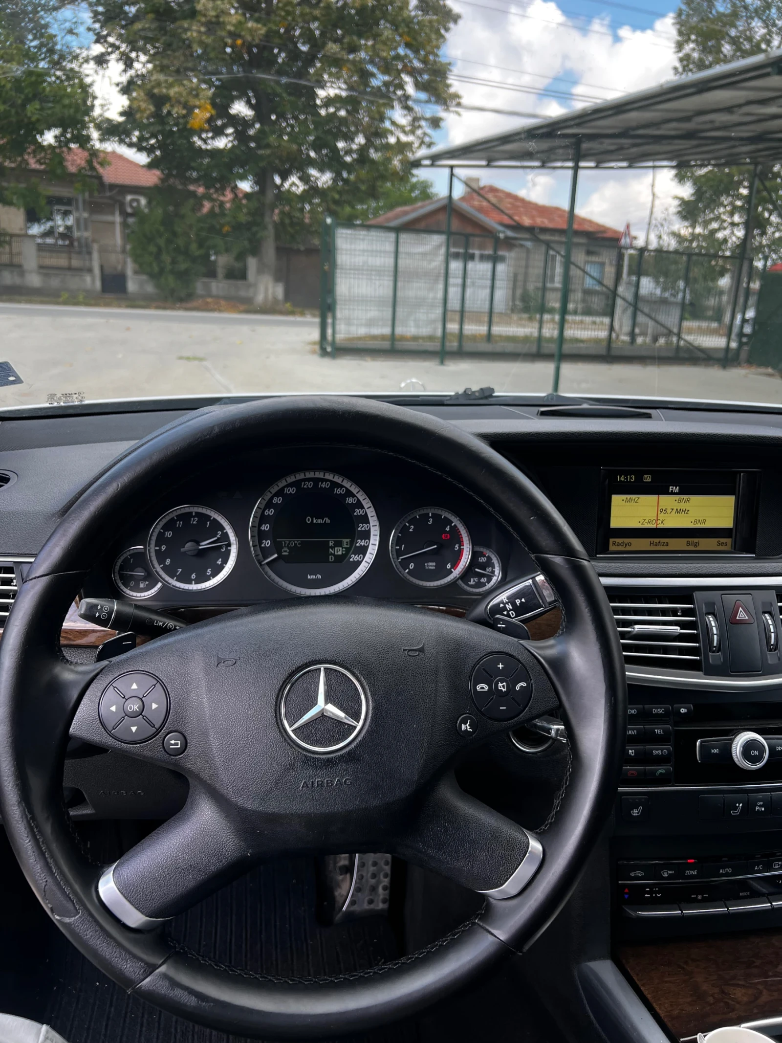 Mercedes-Benz E 300 V6 7g-Tonic Germany - изображение 8 | Auto.bg Mercedes-Benz E 300 V6 7g-Tonic Germany - изображение 8