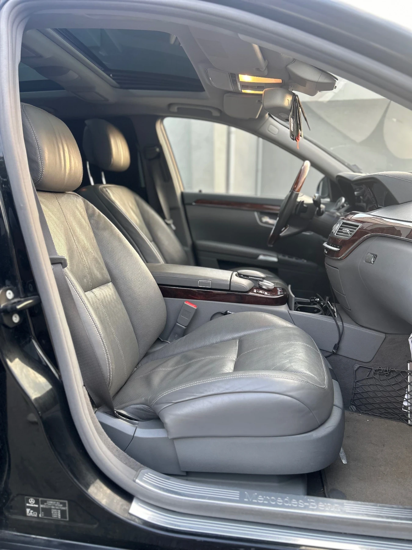 Mercedes-Benz S 500 * V8* * 4MATIC* LONG * МАСАЖ* HARMAN&KARDON FULL  - изображение 5 | Auto.bg Mercedes-Benz S 500 * V8* * 4MATIC* LONG * МАСАЖ* HARMAN&KARDON FULL  - изображение 5