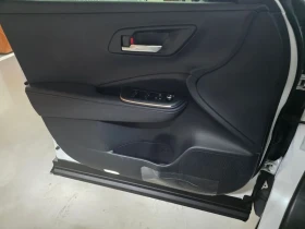 Toyota Crown 2.5 4Wd Hybrid | Auto.bg — изображение 13 Toyota Crown 2.5 4Wd Hybrid | Auto.bg — изображение 13