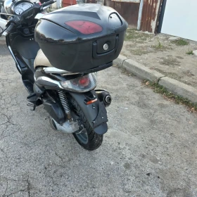 Piaggio Beverly 300 | Auto.bg — изображение 6 Piaggio Beverly 300 | Auto.bg — изображение 6