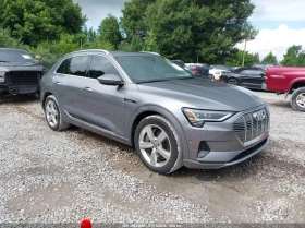 Audi E-Tron Premium Plus