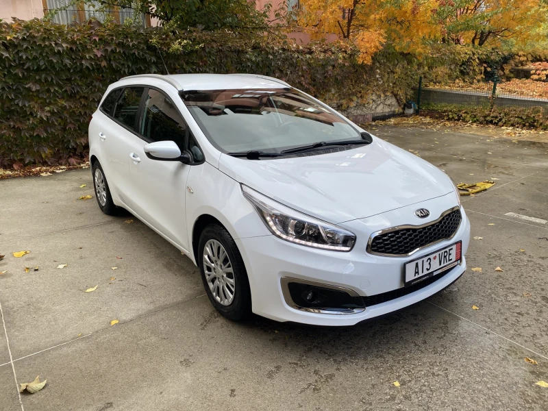 Kia Ceed 1.4 /100.кс / SW - 16900 лв. / 8640.83 € - 37697633 1 | Car24.bg Kia Ceed 1.4 /100.кс / SW - 16900 лв. / 8640.83 € - 37697633 1