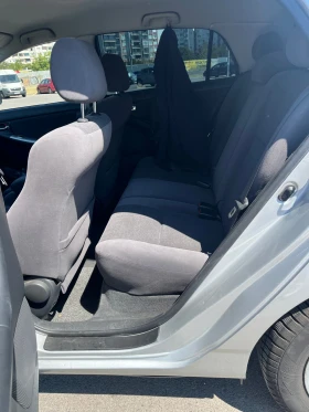 Toyota Corolla 1.4 VVTI | Auto.bg — изображение 12 Toyota Corolla 1.4 VVTI | Auto.bg — изображение 12
