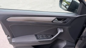 VW T-Roc Design 1.5 TSI / DSG | Auto.bg — изображение 9 VW T-Roc Design 1.5 TSI / DSG | Auto.bg — изображение 9