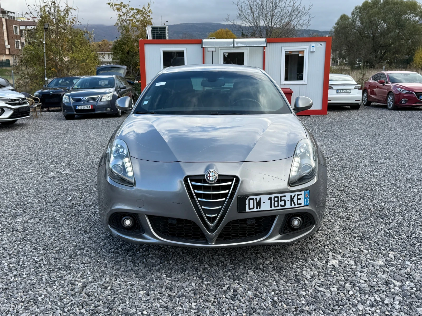 Alfa Romeo Giulietta QV-line 1.4 TB MultiAir (170 кс) EU 6    - изображение 2 | Auto.bg Alfa Romeo Giulietta QV-line 1.4 TB MultiAir (170 кс) EU 6    - изображение 2