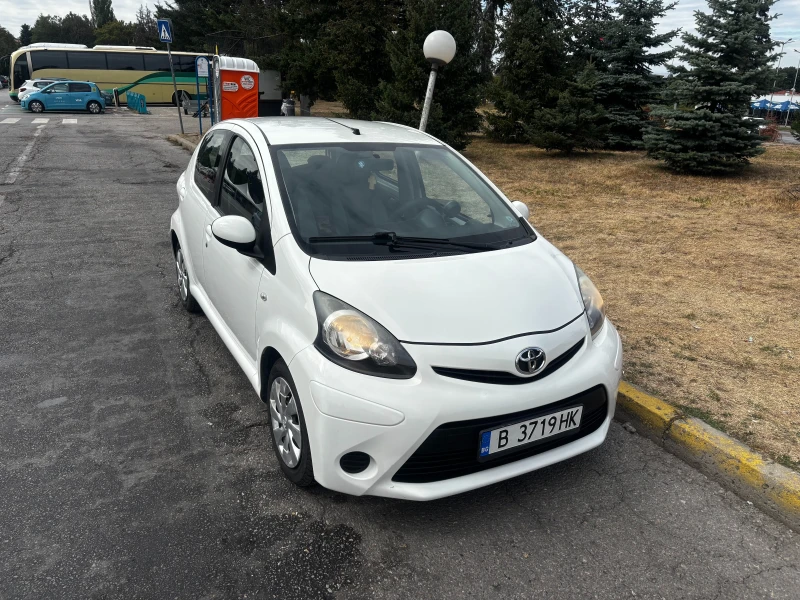 Toyota Aygo 1.0 ПЕРФЕКТНА - 6500 € - 83732394 1 | Car24.bg Toyota Aygo 1.0 ПЕРФЕКТНА - 6500 € - 83732394 1