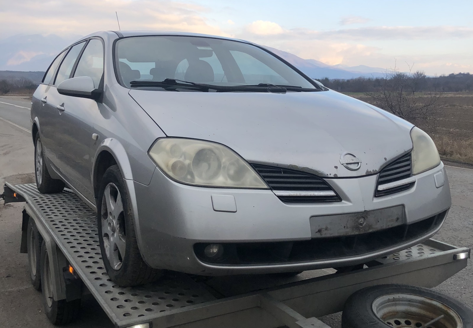 Nissan Primera 1.8 i 16 v - [1] 