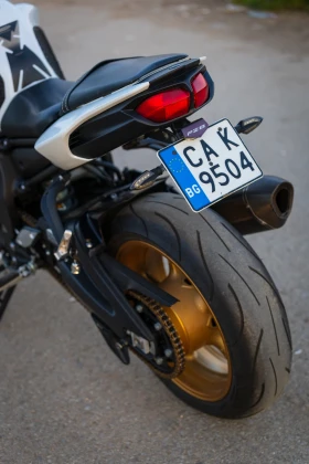 Yamaha FZ8 undefined | Auto.bg — изображение 8 Yamaha FZ8 undefined | Auto.bg — изображение 8
