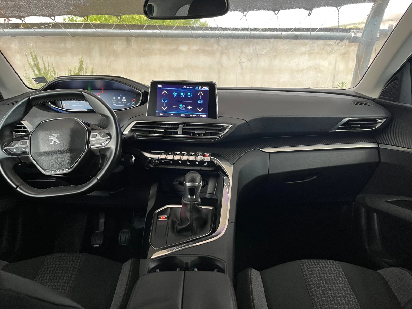 Peugeot 3008 1.6bluehdi - изображение 10 | Auto.bg Peugeot 3008 1.6bluehdi - изображение 10