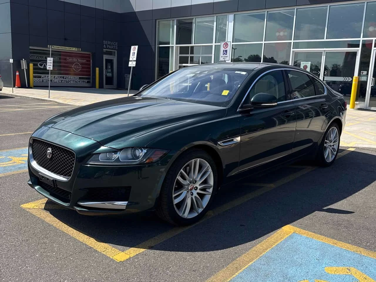 Jaguar Xf * 35t Prestige * АВТОКРЕДИТ БЕЗ ПЪРВОНАЧАЛНА ВНОСК | Auto.bg — изображение 1 Jaguar Xf * 35t Prestige * АВТОКРЕДИТ БЕЗ ПЪРВОНАЧАЛНА ВНОСК | Auto.bg — изображение 1